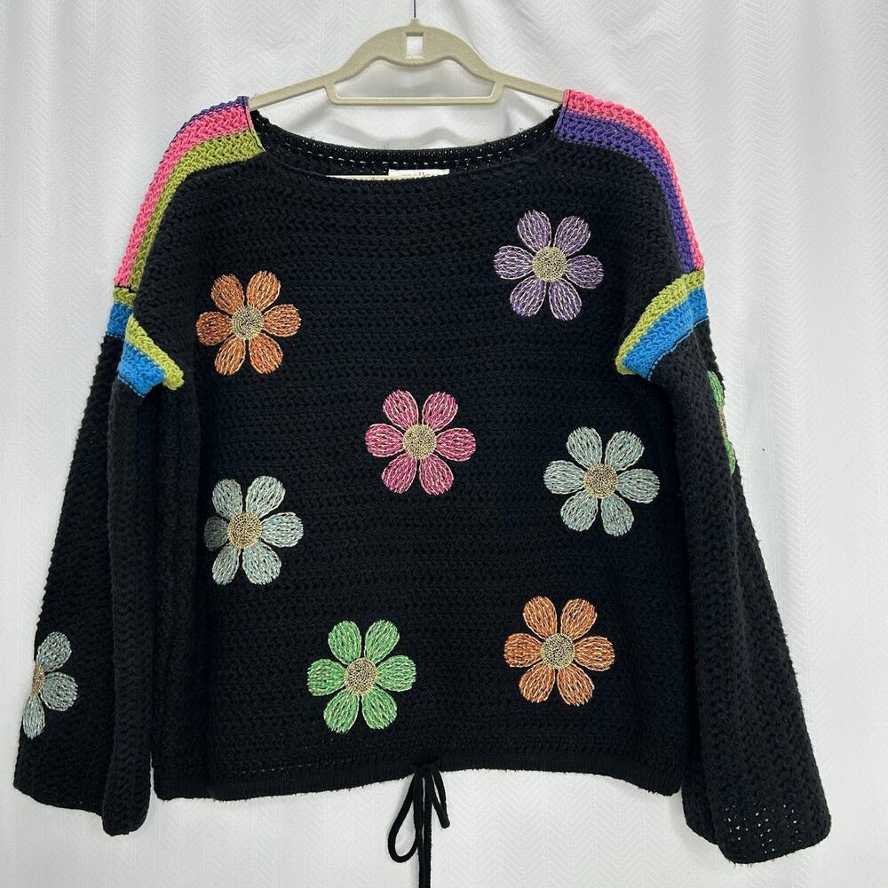 Mello black cropped sweater embroidered flowers long sleeve large whimsy boho